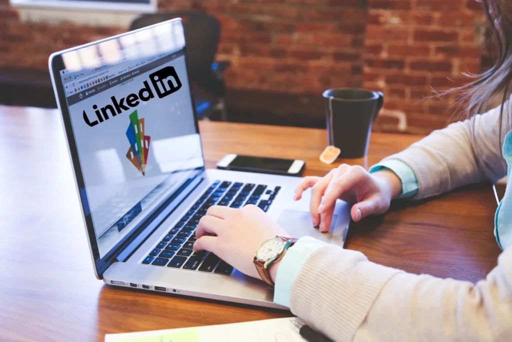 Cómo usar LinkedIn para conseguir prospectos de seguros de alto valor